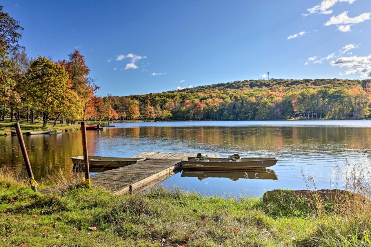 Pet-Friendly Pocono Lake Oasis With Hot Tub! Екстериор снимка